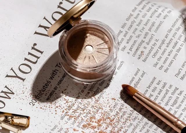 Les bienfaits souvent méconnus de l'acide hyaluronique dans les soins coréens